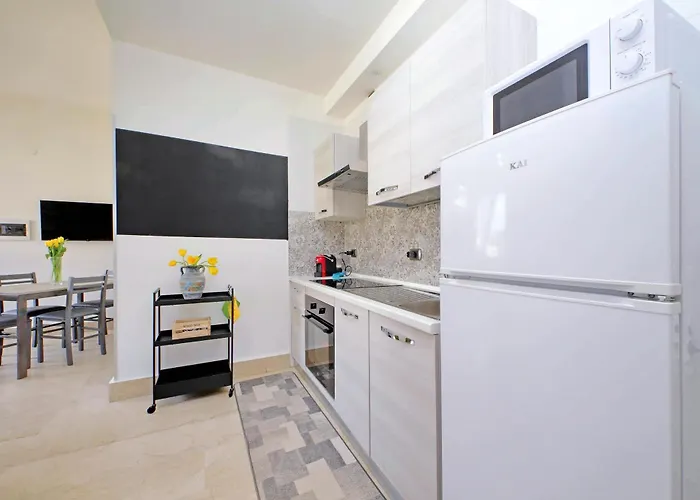 Homely Flat Porta Maggiore Rom